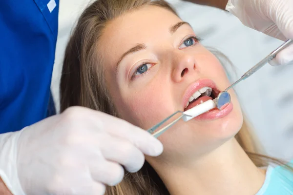 Dental check-up tid — Stockfoto