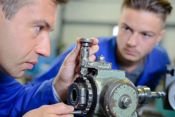 Oplossen van problemen van de machine en de mens — Stockfoto