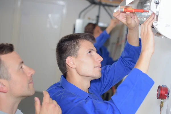 Electricista y hombre hombres — Foto de Stock