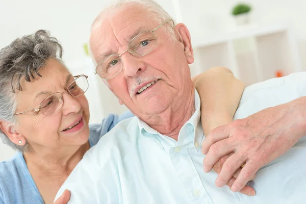 Foto van een gelukkige paar — Stockfoto