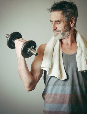 Komuta sizde ağırlık kaldırma