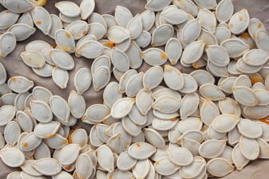 Çiğ kabak çekirdekleri arkaplan üst görünümünü kapatın