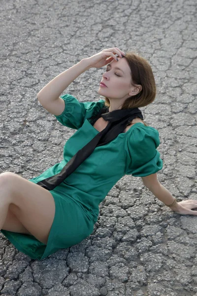 Retrato Aire Libre Moda Mujer Vestido Verde — Foto de Stock