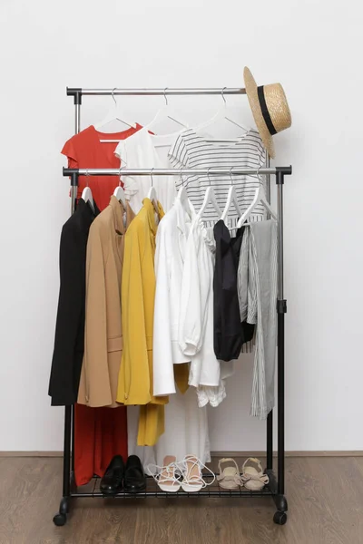 Women Clothes Clothes Rack Stylish Clothes Fashion Atelier Summer Wardrobe — Stock Photo, Image