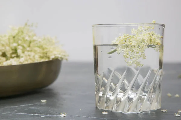 Glass Elderflower Juice — Stock Photo, Image