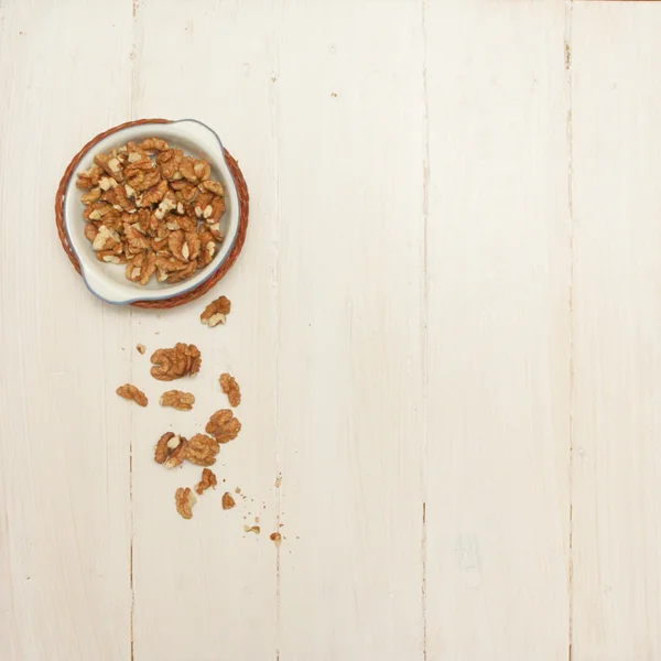 Walnoten in een kom — Stockfoto