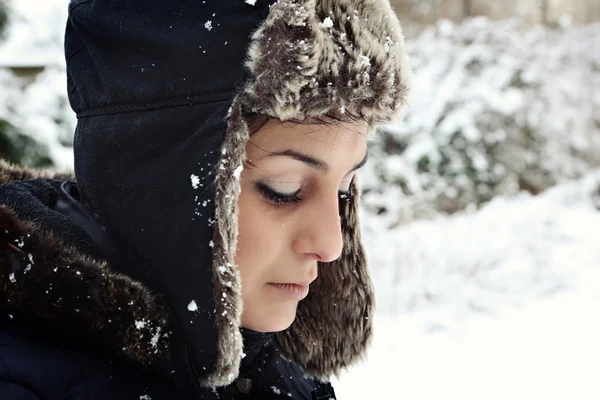 Pretty young woman portrait — Stock Photo, Image