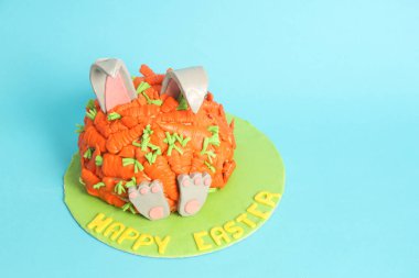 Paskalya Tavşanı Şeklinde Pasta Havuç Dekorasyonu Mutlu Paskalya Kutlamaları, Bayram Tatlısı ve Bayram Yemekleri Konsepti