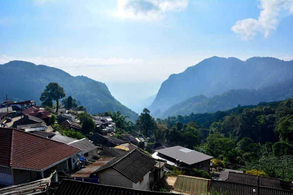 Scenics Uitzicht Een Heuvel Stam Dorp Het Noorden Van Thailand — Stockfoto