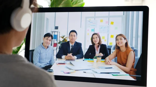 Virtual Video Conference Work Home Brainstorm Planing Teamwork Asian Business — стокове фото