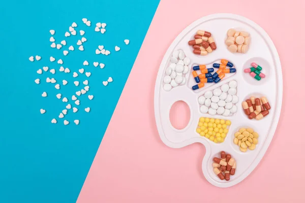 Industria farmacéutica y medicamentos - Diferentes píldoras de color — Foto de Stock