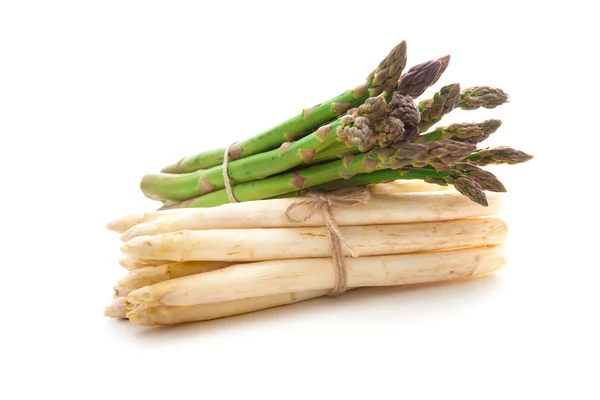 Deliziosi asparagi freschi — Foto Stock