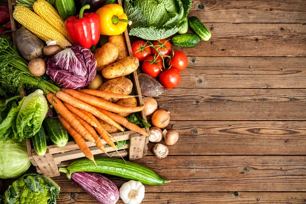 Sortiment av färska grönsaker — Stockfoto