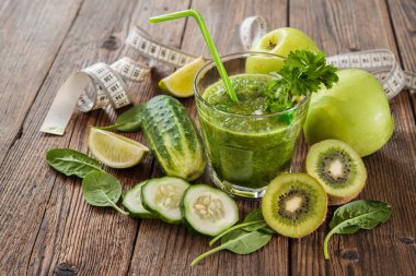Yeşil smoothie. Diyet kavramı