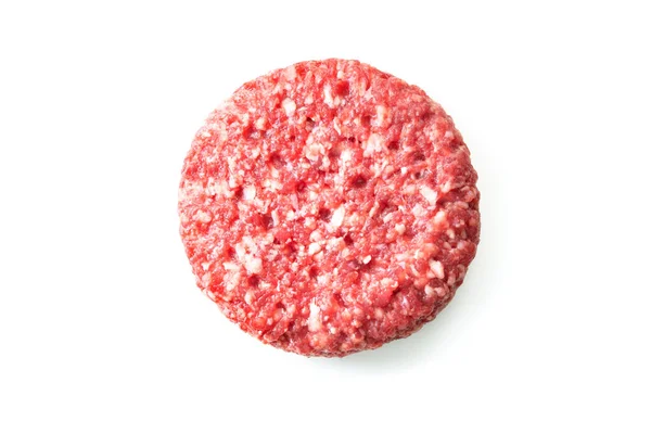 Beyaz Arkaplanda Taze Çiğ Hamburger Köftesi Izole Edilmiş — Stok fotoğraf