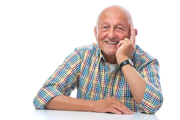 Retrato de um homem idoso feliz sorrindo — Fotografia de Stock