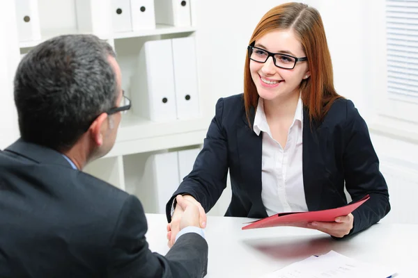 Solicitante de empleo teniendo entrevista — Foto de Stock