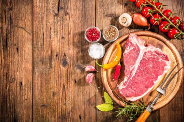 taze çiğ et t-bone biftek