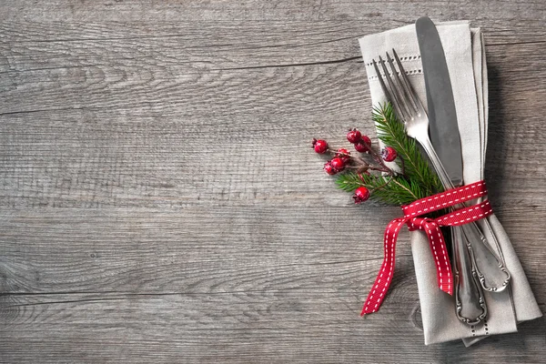 Weihnachtstisch gedeckt — Stockfoto