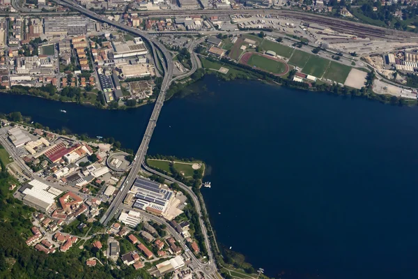 Hava Karayolu Köprüsü üzerinden Adda Nehri, Lecco, İtalya — Stok fotoğraf