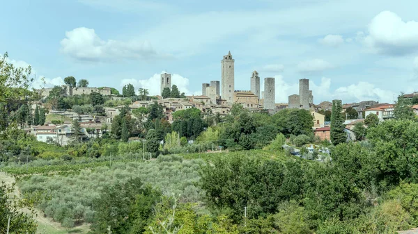 Cityscape South Historical Hilltop Village Green Valley Shot San Gimignano — стокове фото