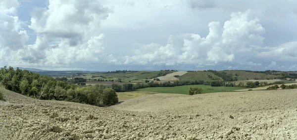 Campos Arados Suave Paisaje Montañoso Toscano Disparado Luz Brillante Cerca —  Fotos de Stock