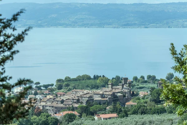 Aerial Cityscape Ancient Monaldeschi Castle Hilltop Town Lake Background Shot — Stock Photo, Image