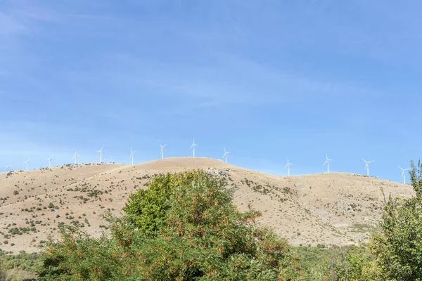 Landscape Row Energy Plants Barren Slopes Prezza Mountain Shot Bright — Stock Photo, Image