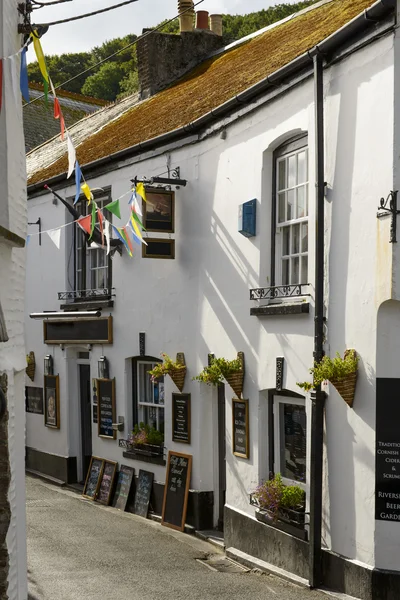 Viejo pub en Polperro, Cornwall — Foto de Stock