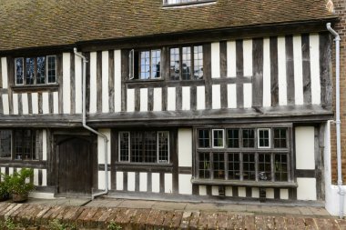 Ortaçağ wattle evinde çavdar