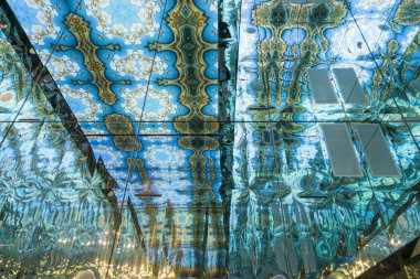 Italia Palace 06, Expo 2015 Milan içinde birden çok refelctions