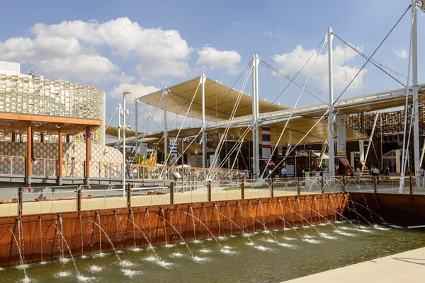 Ditch and Decumano, EXPO 2015 Milan — Stock Photo, Image