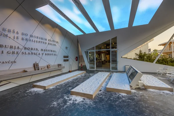 Salt exhibition inside Slovenia Pavilion, EXPO 2015 Milan — Stock Photo, Image