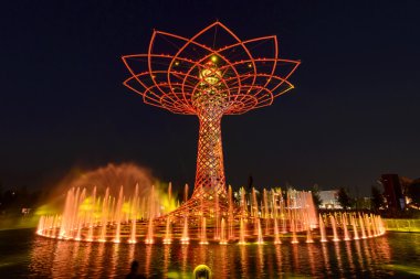 light show at Tree of Life 14, EXPO 2015 Milan