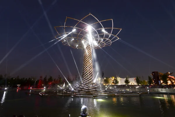 Light show at Tree of Life 12, EXPO 2015 Milan — Stockfoto