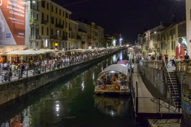 mavna üzerinde Naviglio Grande setin gecelik hayat zamanda, Milan,