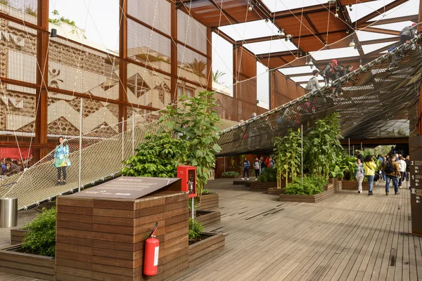 Aerial walk inside Brazil Pavilion, EXPO 2015 Milan — Stock Photo, Image