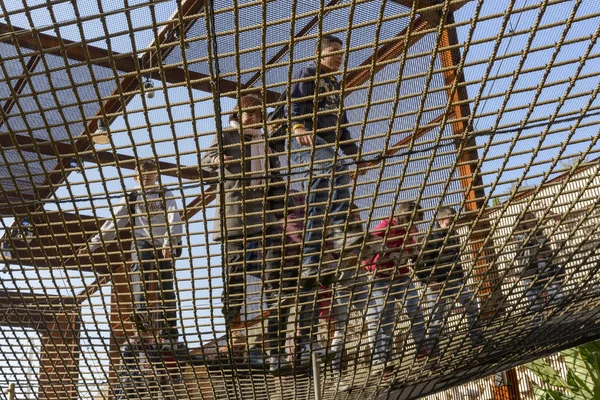 Visitors walking on the net inside Brazil Pavilion, EXPO 2015 Mi — стокове фото