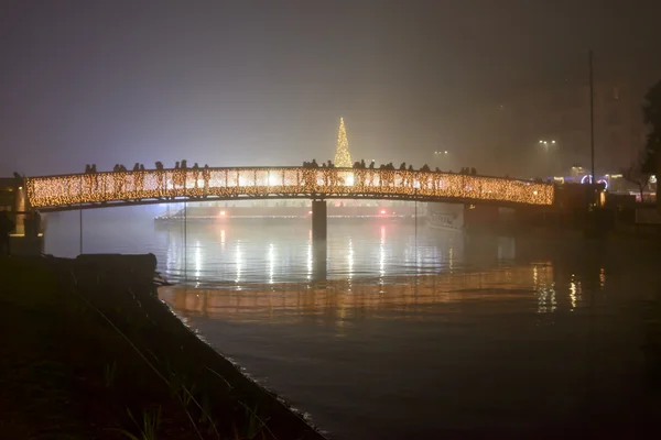 Lightened bridge at Darsena enbakment at Xmas time, Milan, Italy — Stock Photo, Image