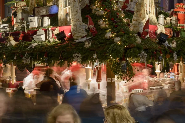 Розмита їдять на Різдво ринку, Штутгарт — стокове фото