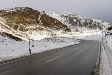 Julier geçmek yol tırmanma, İsviçre