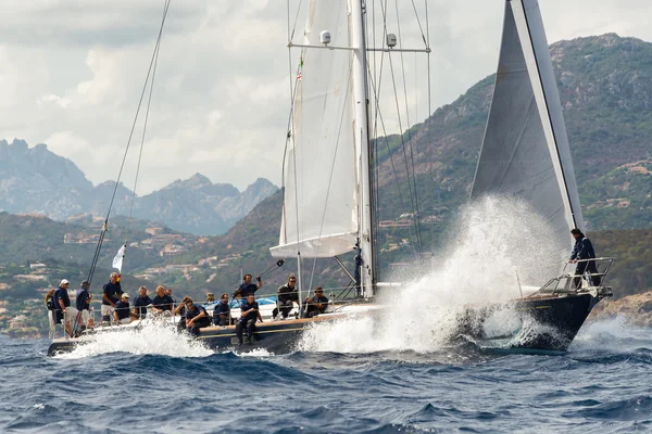 Porto Cervo - 8 Σεπτεμβρίου: Maxi γιοτ Rolex Cup αγώνα ιστιοφόρο, για 8 2015 Σεπτεμβρίου στο Porto Cervo, Ιταλία — Φωτογραφία Αρχείου