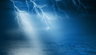 Dramatik doğa geçmişi. Fırtınada şehrin karanlık gece manzarası. Şimşek çakıyor. Asfaltta ışığın yansıması. 3d illüstrasyon