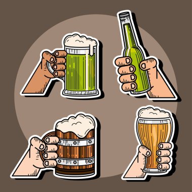 Birayla kutlama elleri.