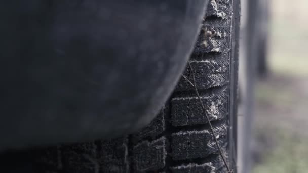 Kiev, Ukraine - January 25, 2020: Smooth lift-off from a car tire tread — Stock Video