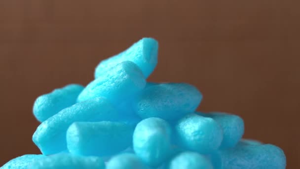 Mousse PVA soluble dans l'eau en bleu vif pour la pêche — Video