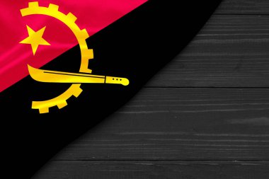 Metin alanı için Angola bayrağı