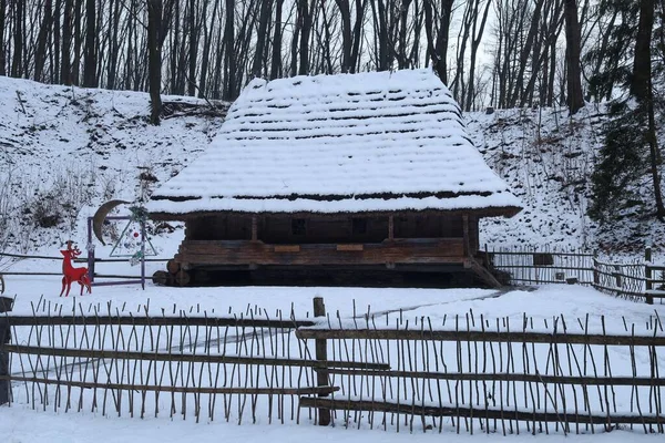 Lviv Ukraine Januar 2021 Altes Holzhaus Schewtschenko Hain Altes Dorf — Stockfoto