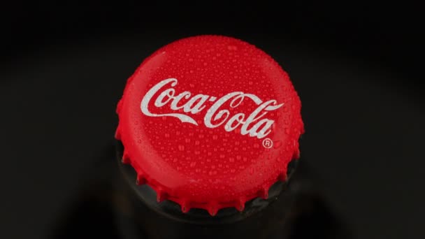 Lviv Ukraine Februari 2021 Coca Cola Minuman Ringan Dalam Botol — Stok Video
