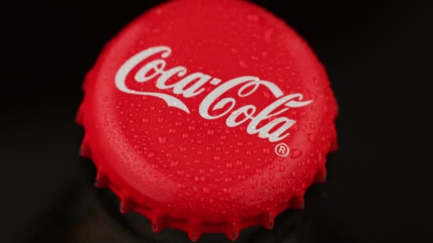 Lviv Ukraine Februari 2021 Coca Cola Minuman Ringan Dalam Botol — Stok Video